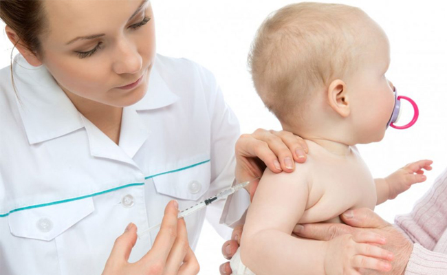 Tiêm vắc xin để ngăn ngừa các bệnh truyền nhiễm