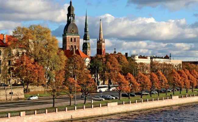 Cuộc sống tại Latvia, với đường phố xanh sạch đẹp
