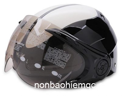Những chiếc kính chắn gió tạo nên đẳng cấp cho mũ bảo hiểm nửa đầu