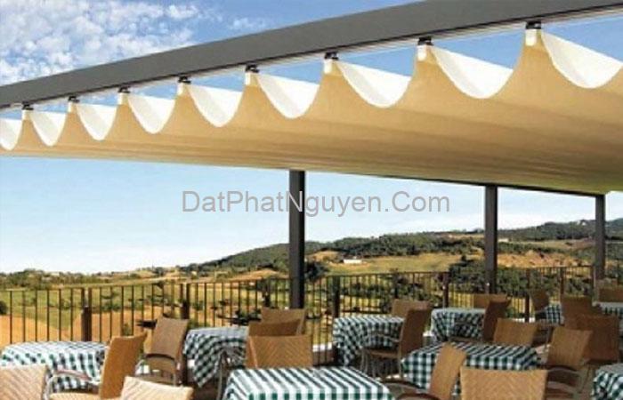 Mái bạt xếp dùng để che chắn mái nhà, không gian phía trước cho ngôi nhà, cửa hàng.