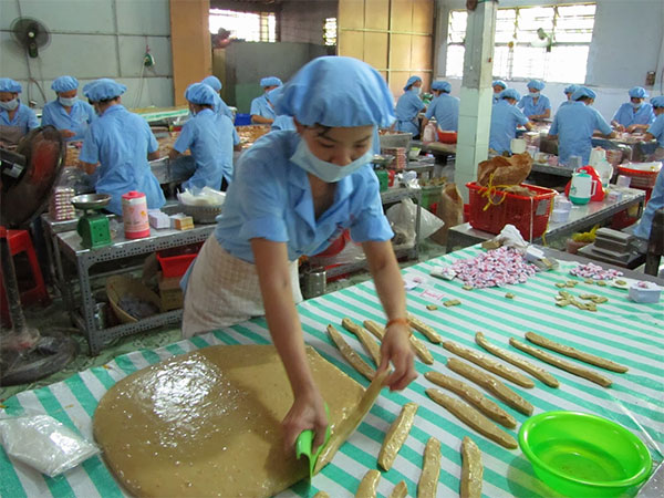 Cơ sở sản xuất kẹo dừa sử dụng dòng máy công suất 400kva